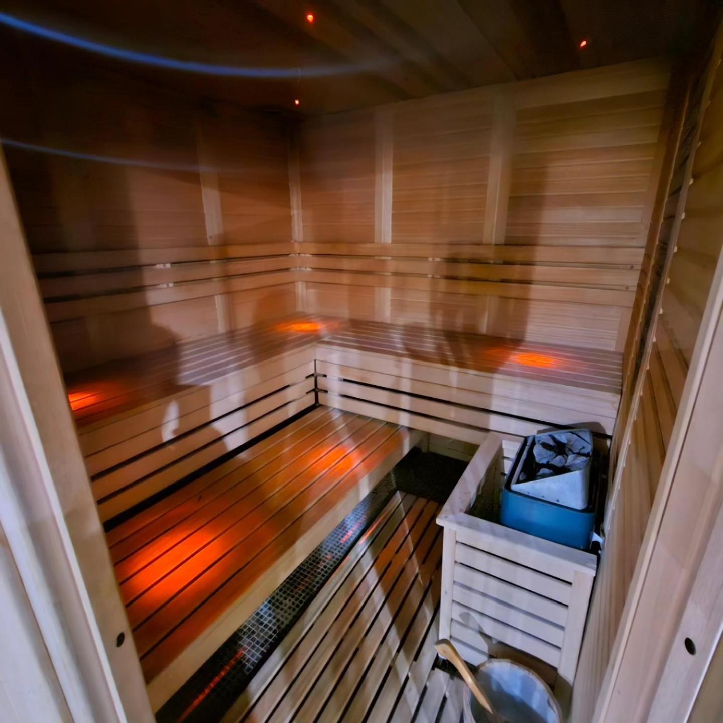 Olympic Wellness & Spa Hotel Белград Екстериор снимка